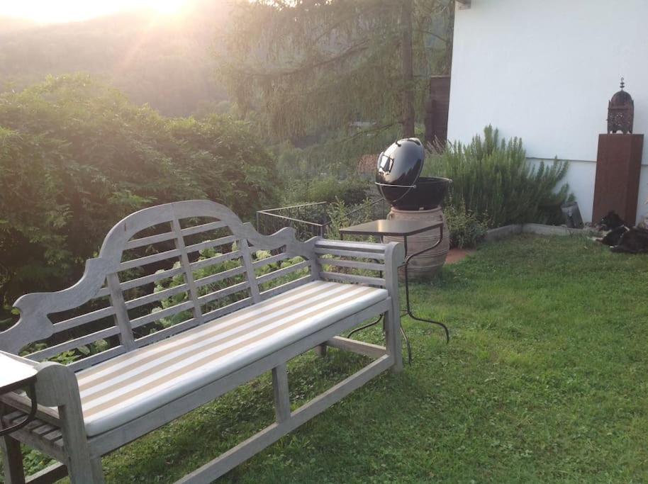 Charmantes Landhaus Mit Garten Und Traumhaftem Fernblick Thal  Extérieur photo